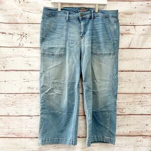 TORRID Crop High Rise Wide Leg Vintage Stretch Jeans Sz 16